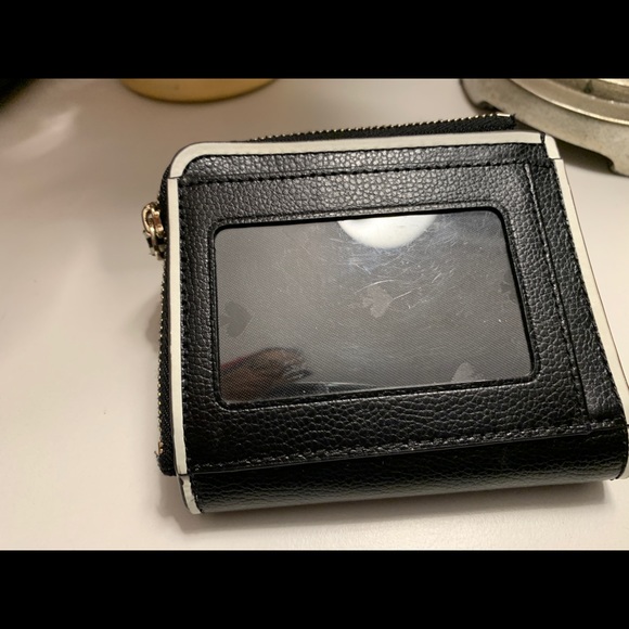 Kate Spade small black bi fold wallet - Picture 2 of 3